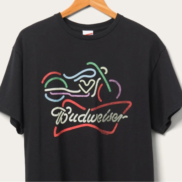 NEW Junk Food Clothing Budweiser Motorcycle Graphic Tee - Picture 6 of 6